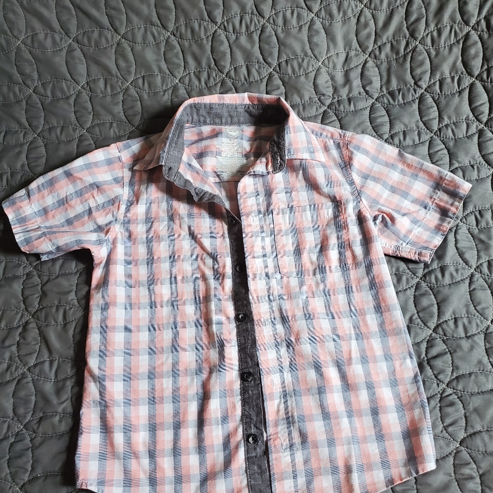 Button up collared shirt